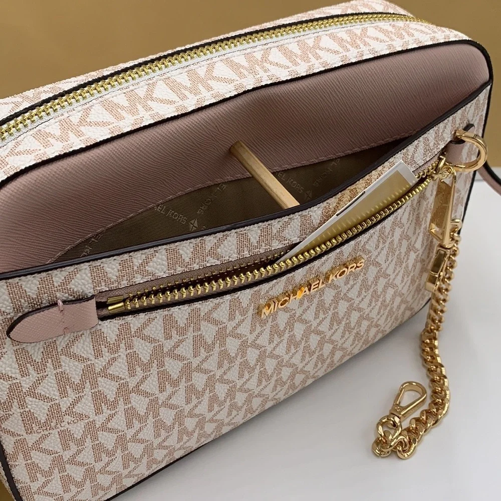 MICHAEL KORS LARGE EAST WEST ZIP CHAIN XBODY OPTIC WHITE ROSE GOLD COLOR